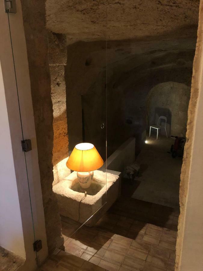 Gli Ipogei Nel Cuore Di Matera Vila Exterior foto
